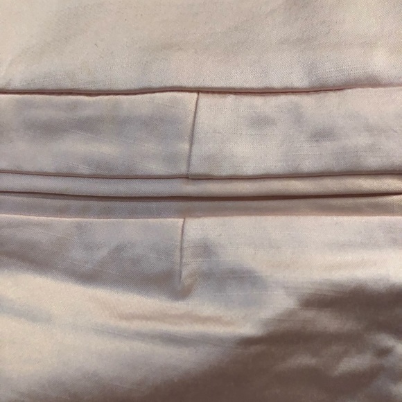 BEBE blush pink satin shorts size 4 - Picture 5 of 5